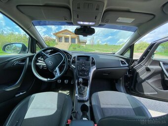 Opel Astra J 1.4 Benzín + LPG 2014 - 7
