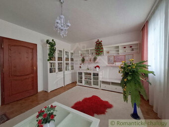 Exkluzívne - rodinná vila s krásnou záhradou a priestorom - 7