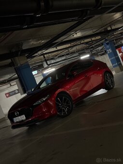 Predám Mazda 3 v plnej výbave, 90kw, 122 koní, 2.0l, 2019 - 7