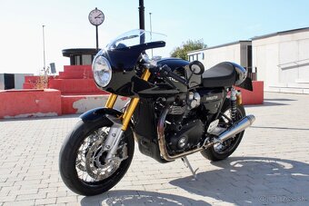 Triumph Thruxton RS 1200 Jet Black - 7