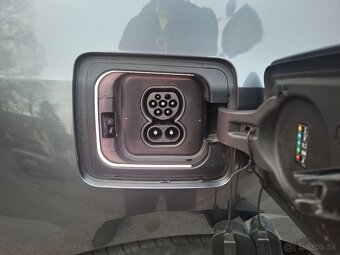 Predám BMW i3 120A zdravie batérie 97 % - 7