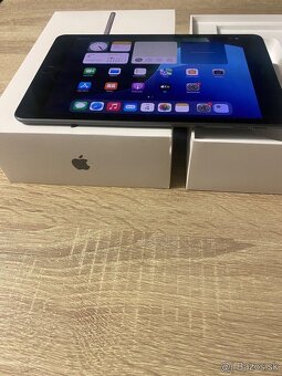 7,9” tablet iPad Mini 5.generacia (2019) 64GB TOP stav - 7