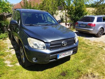 Toyota RAV4 - 7