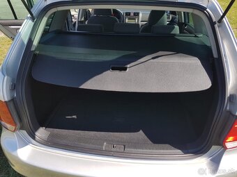 Volkswagen Golf 5 SV - 7