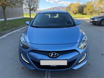 Hyundai i30 Hatchback 1.6 GDi Trikolor 6MT, Benzín 99 kW// - 7