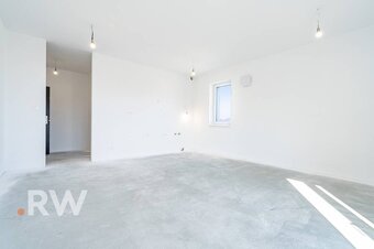 INVESTIČNÝ 1izbový byt S BALKÓNOM A NÁJOMCOM - REZIDENCIA HL - 7