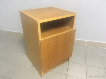 Skrinky, posteľ, stôl, stoličku - 7