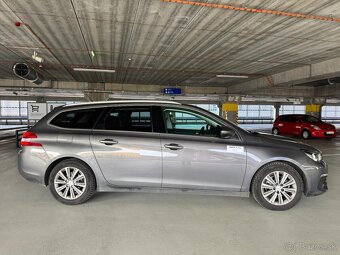Peugeot 308 SW - 7