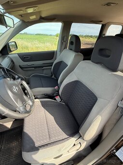Predám Nissan X Trail 4x4 - 7
