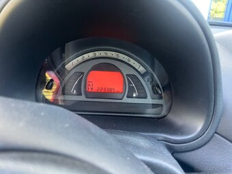 Citroën C2 1.4i VTR Automat (2003) - 7