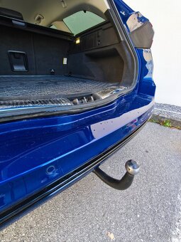 Ford Mondeo Combi 2.0tdci 4x4 ŤAŽNÉ/Full LED - 7