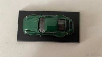 Porsche 911 Turbo 1:64 - 7
