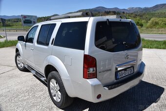 Nissan Pathfinder 2.5 dCi terénne - 7