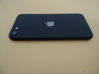 iPhone SE 2020 64GB - ZÁRUKA 1 ROK - 7