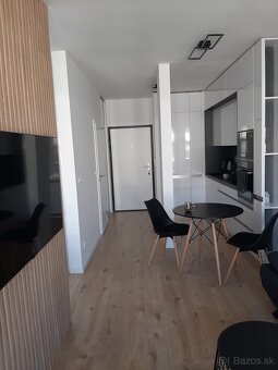 Prenajmem 1-izbový byt - 7