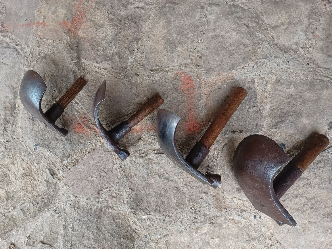 sekera dlabačka sekeru ,sekery ,, topor, teslica 745 - 8