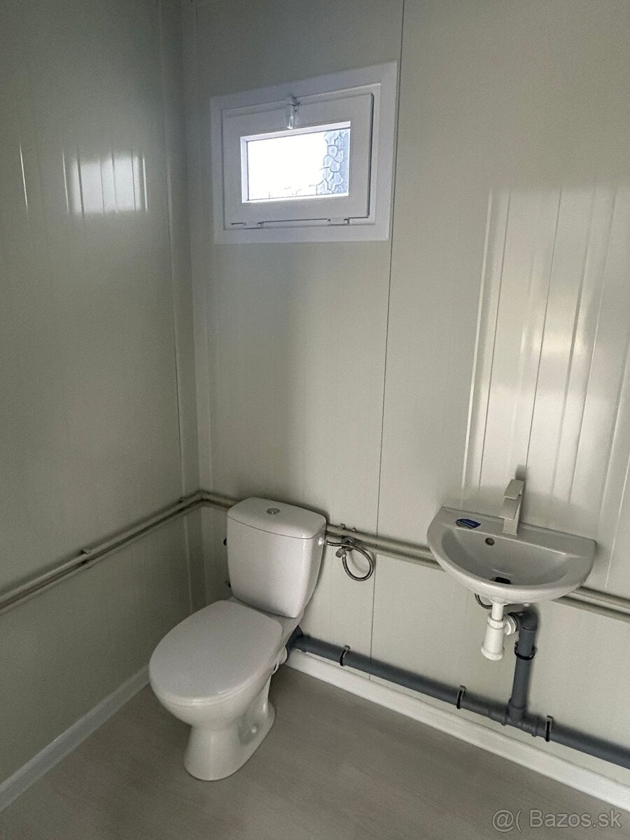 Obytný kontajner o rozměru 3 x 7 m - 8