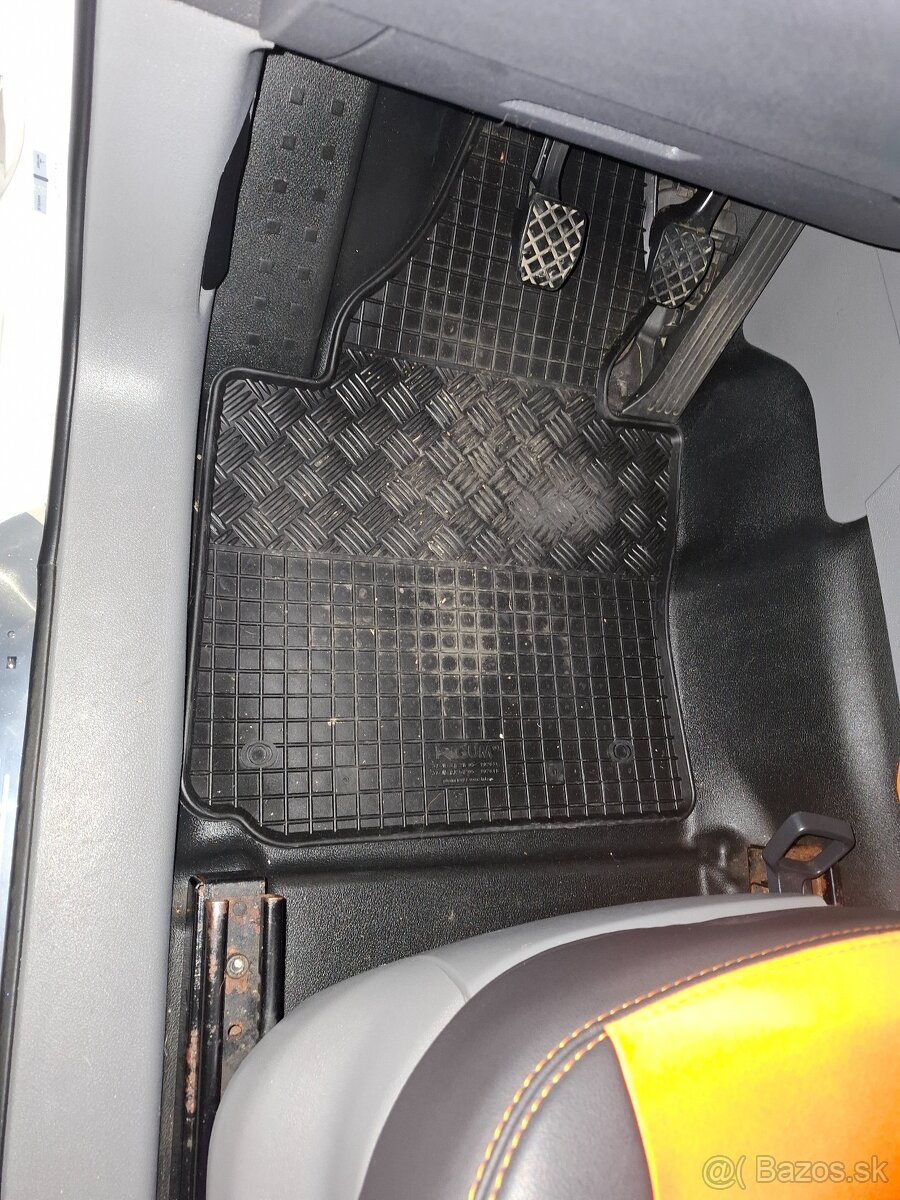 Volkswagen Caddy 2.0 SDI - 8