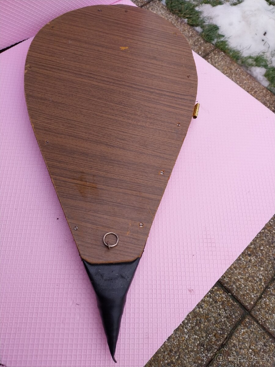 Chomut zrkadlo 35€ - 8