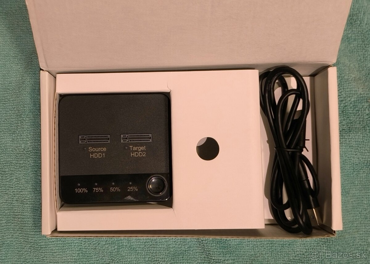 Predám DUAL-BAY M.2 SATA DUPLIKÁTOR - 8