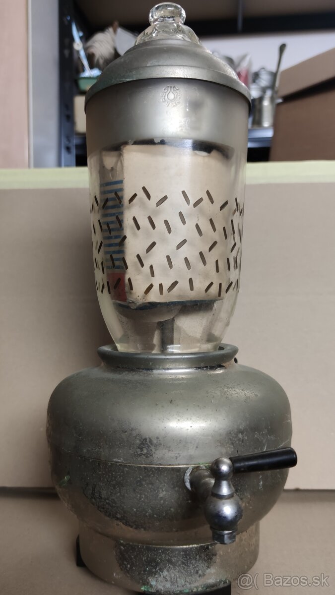 Staré věci - lampa, svícen, sochy, citera, čajová souprava - 8