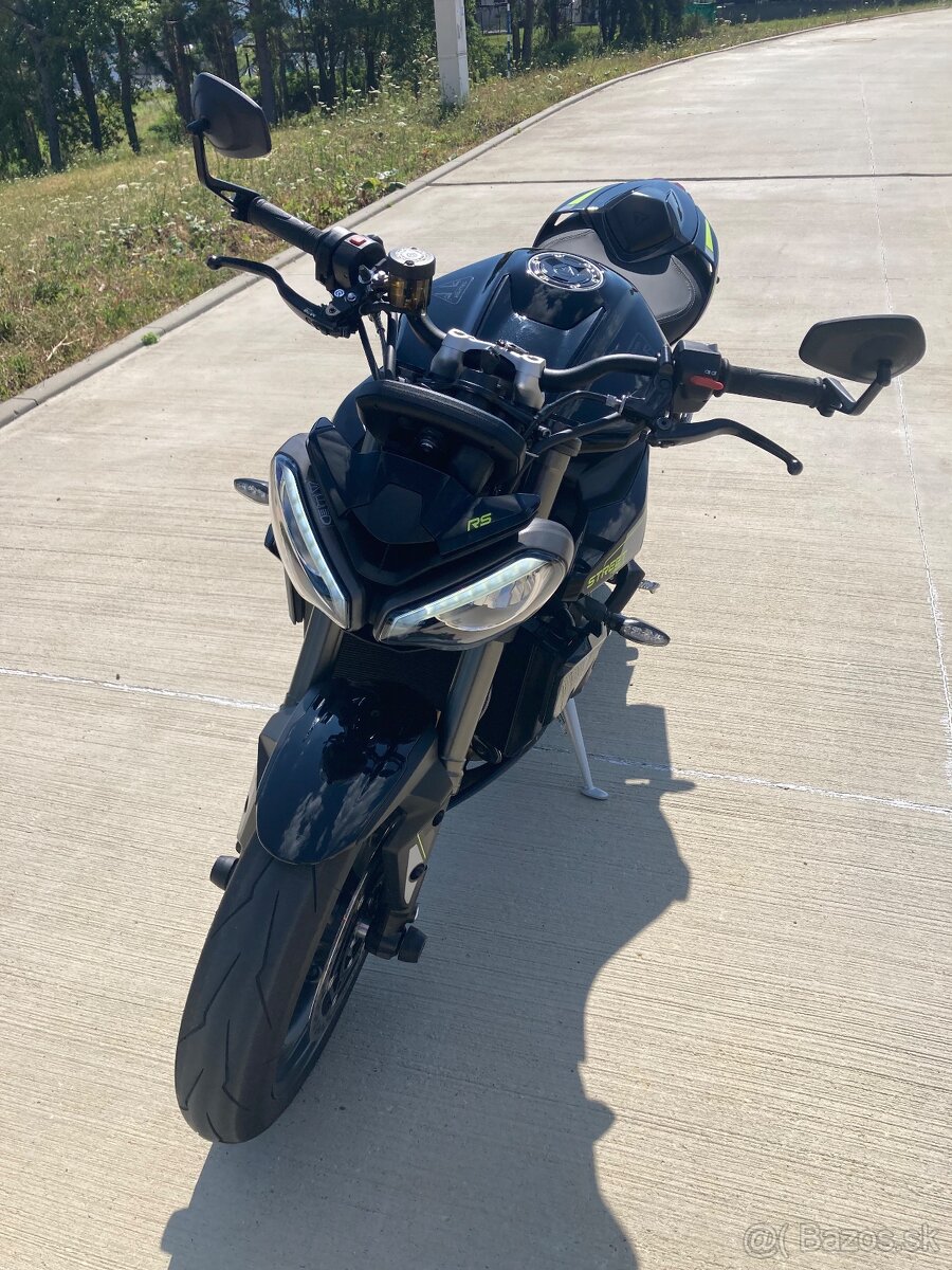 Triumph Street Triple 765 RS - 8