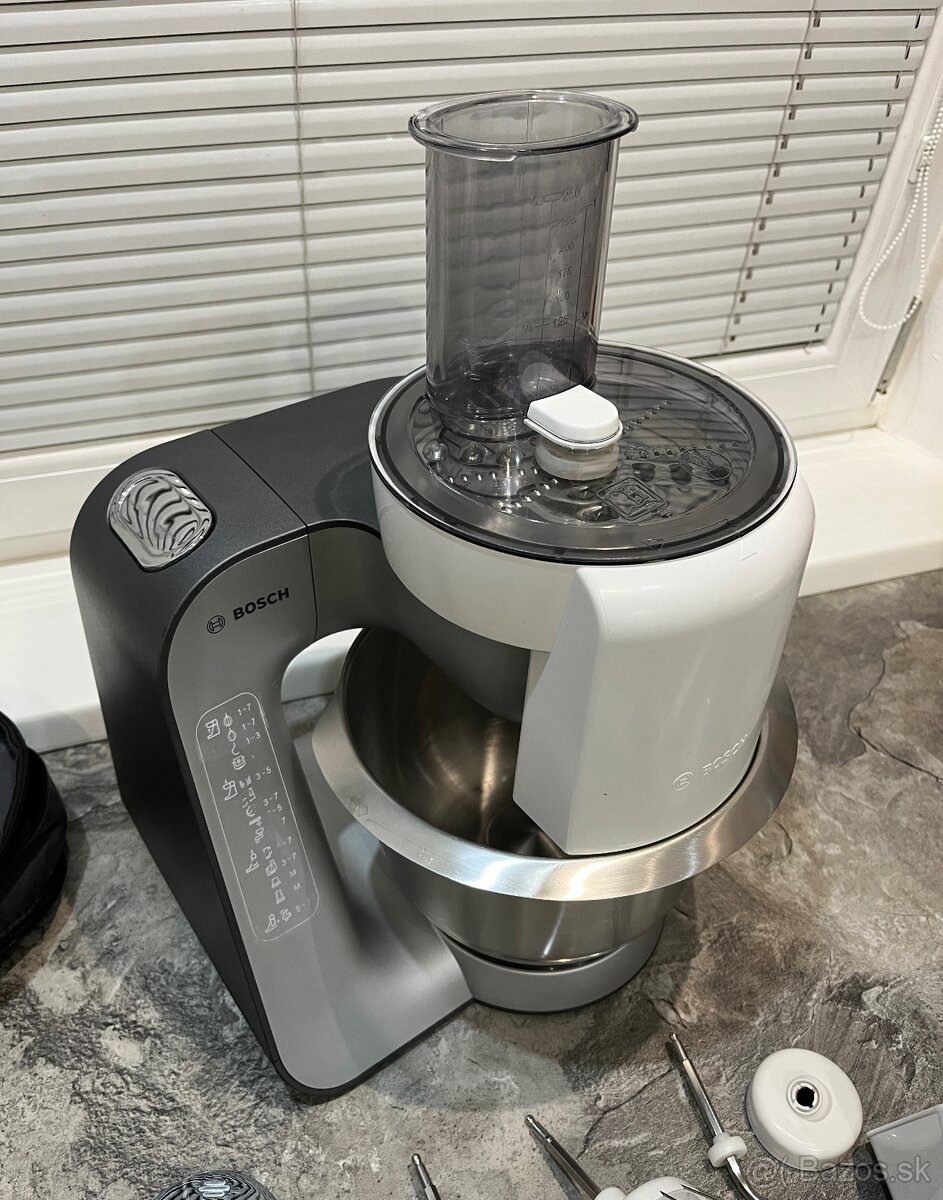 Bosch MUM 56Z40 900W kuchynský robot - 8
