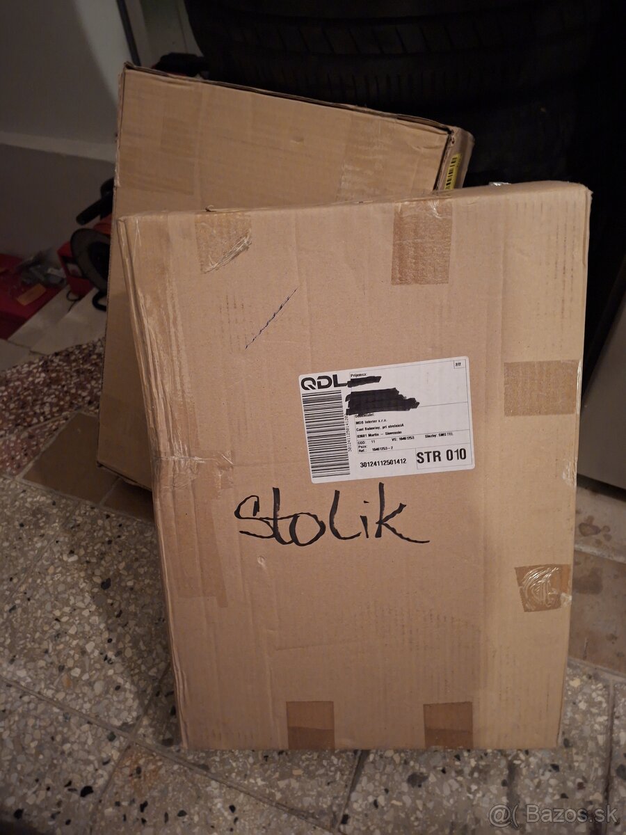 Postel + nočné stolíky - 8