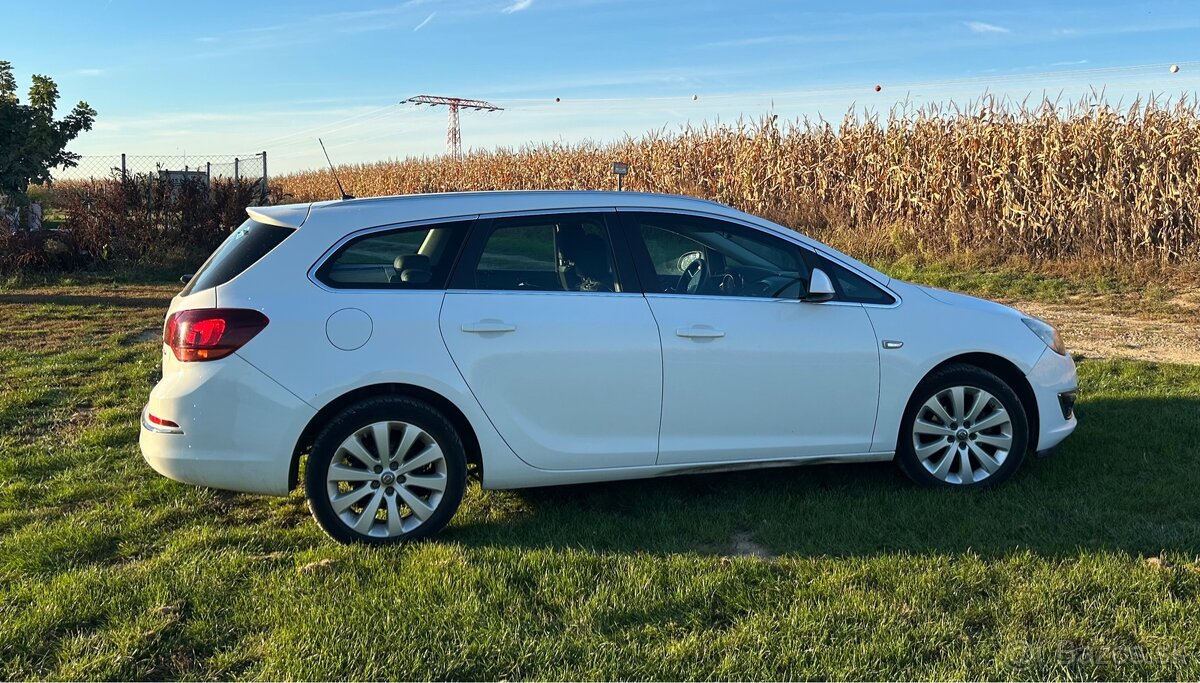 Opel Astra J 1.4turbo LPG - 8