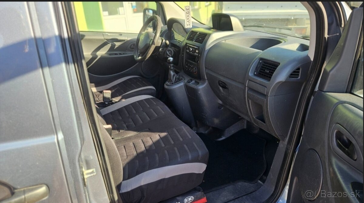 PEUGET EXPERT - 8