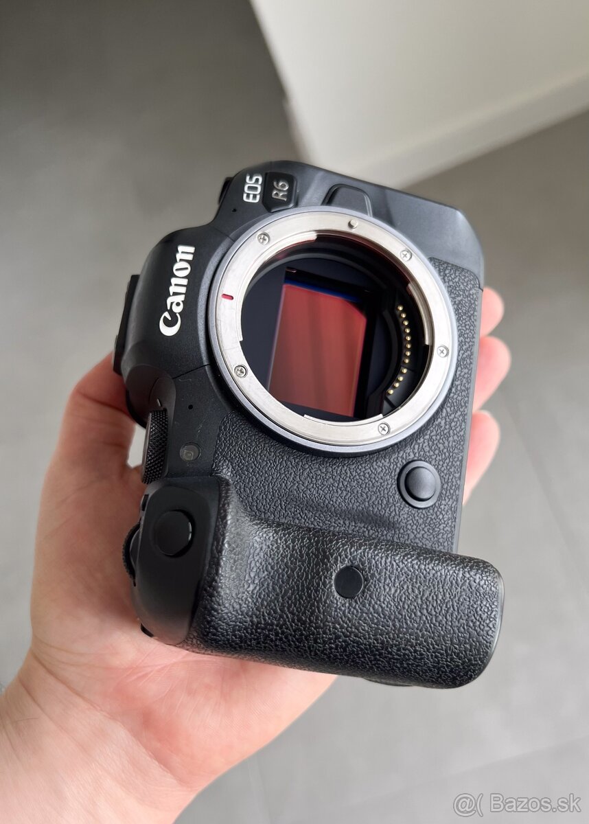 Canon EOS R6 - 8
