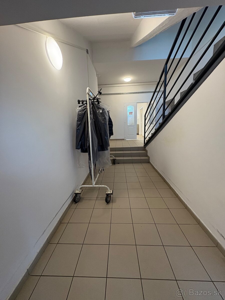 Na predaj podnikateľské priestory - 8