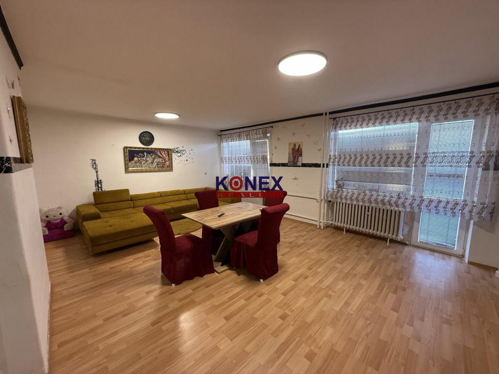 NA PREDAJ – rodinný dom Leles - 8