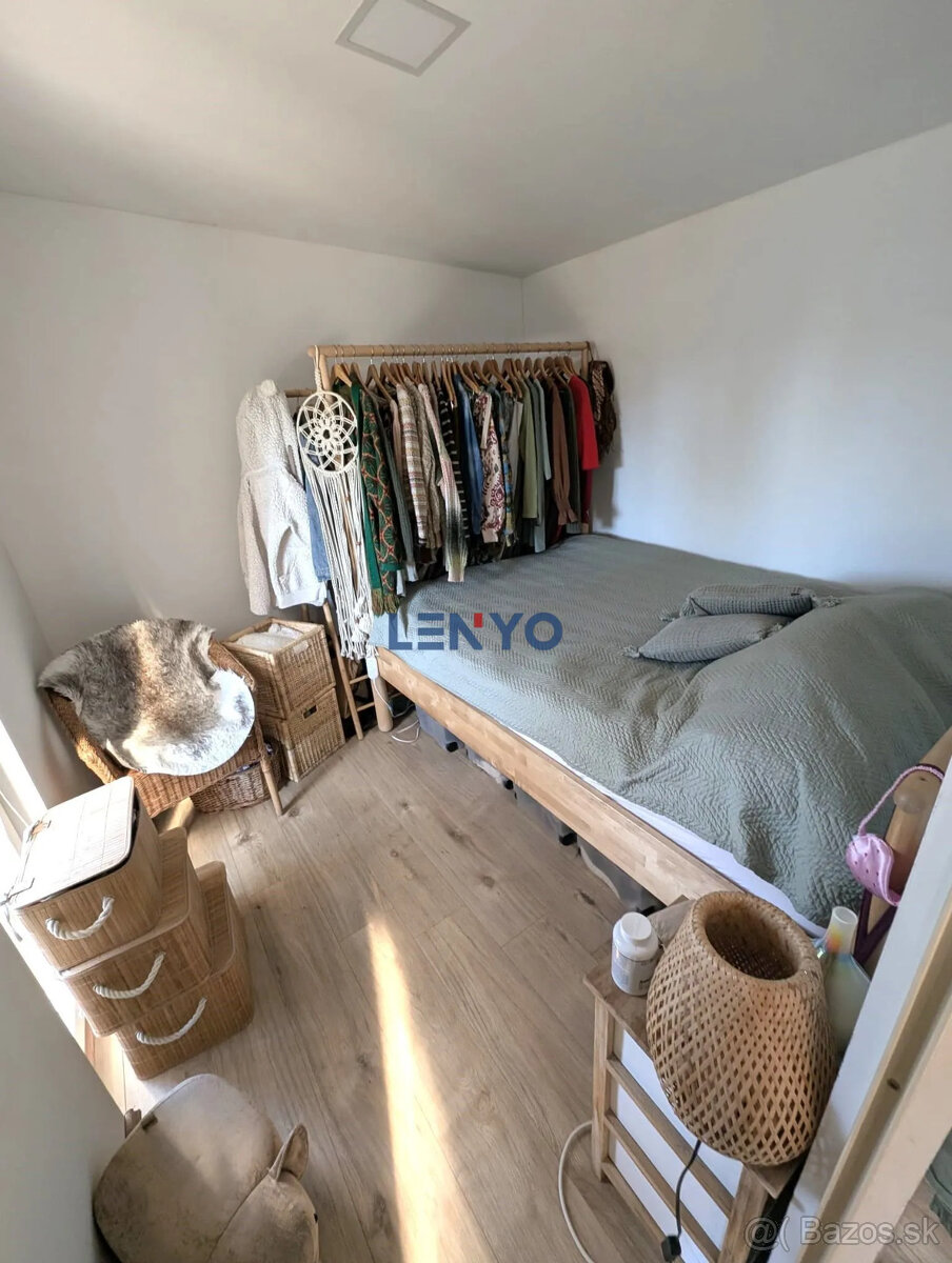 Chata / Chalupa Kráľová nad Váhom - 8