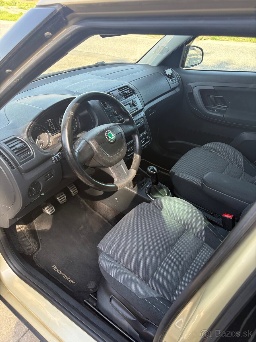 Škoda Roomster Scout 1.6TDI - 8