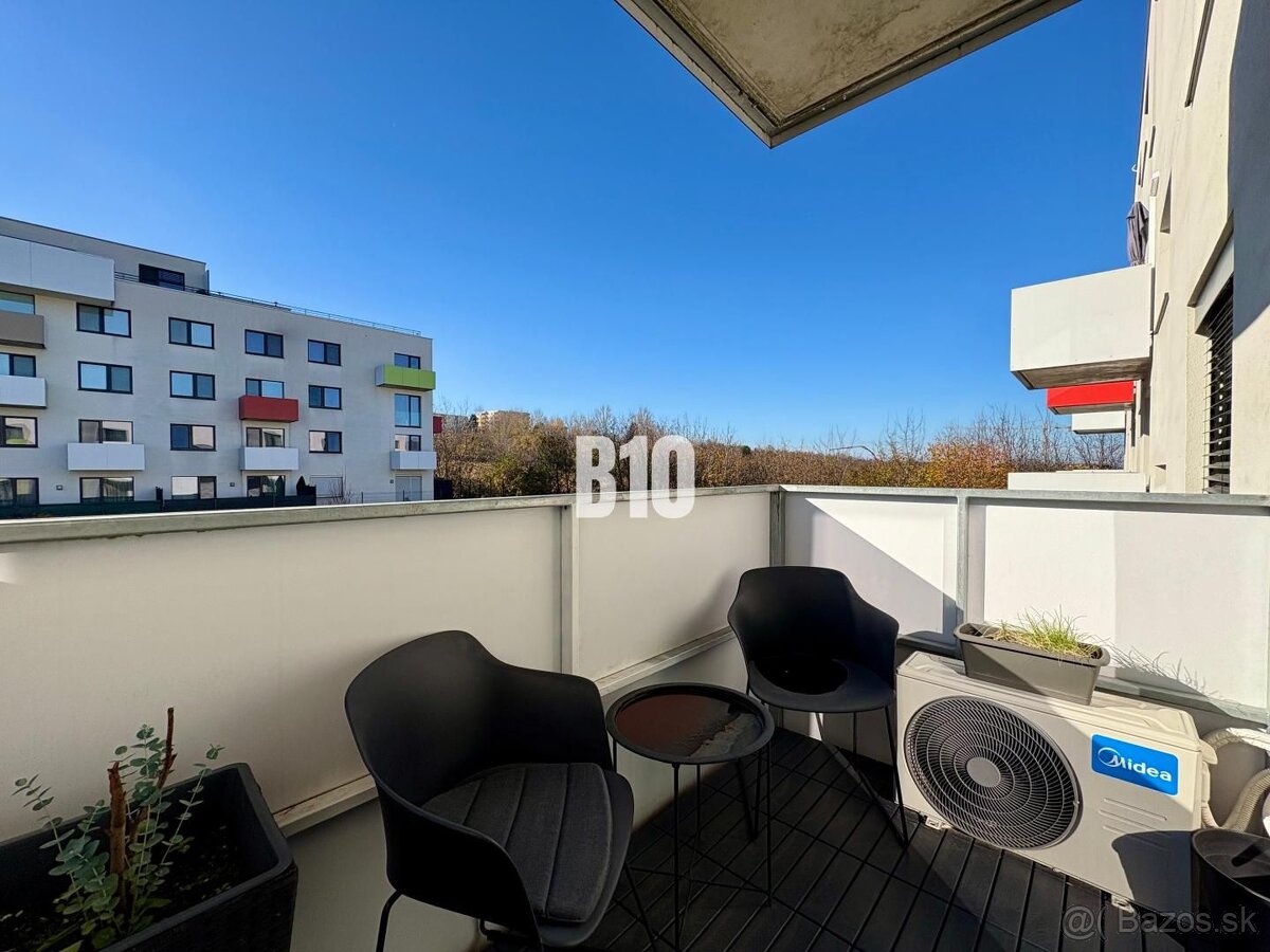 Novinka - novostavba - garážové státie - 8