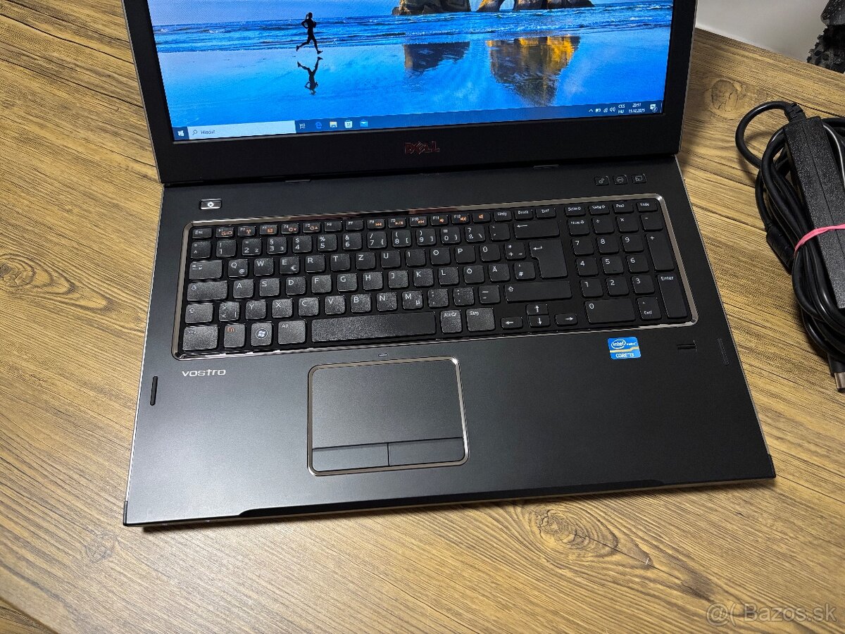 /17.3"/Dell/Notebook/i3/6GB RAM DDR3/1TB SSHD/Intel HD 2GB - 8