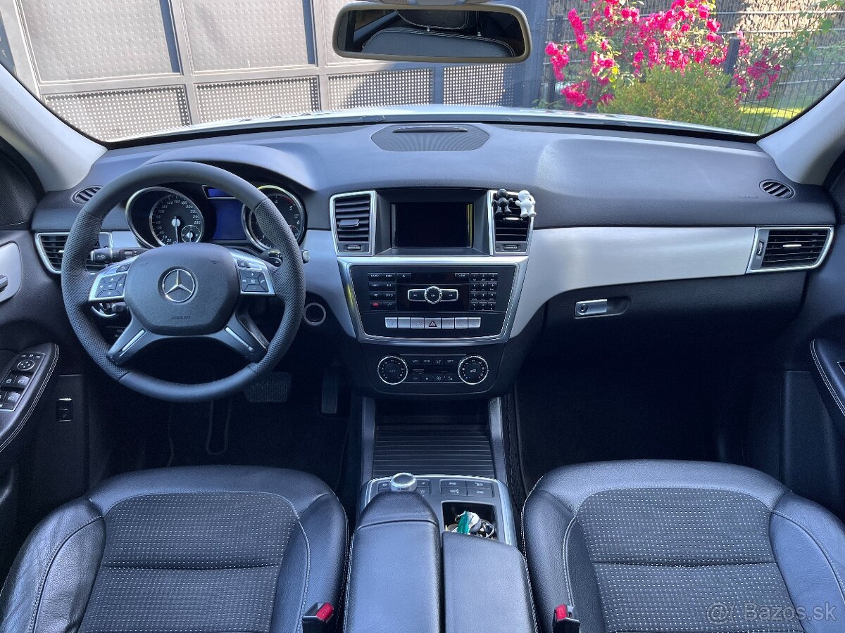 Mercedes-Benz ML 350 - 8