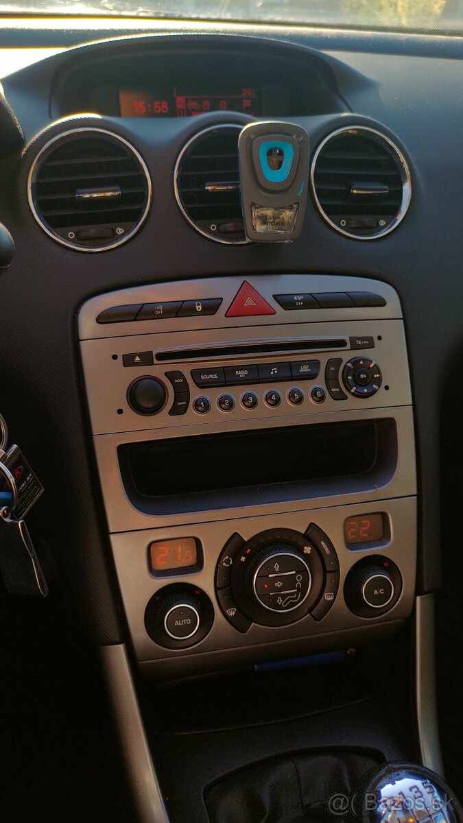 Peugeot 308 1.6HDi - 8