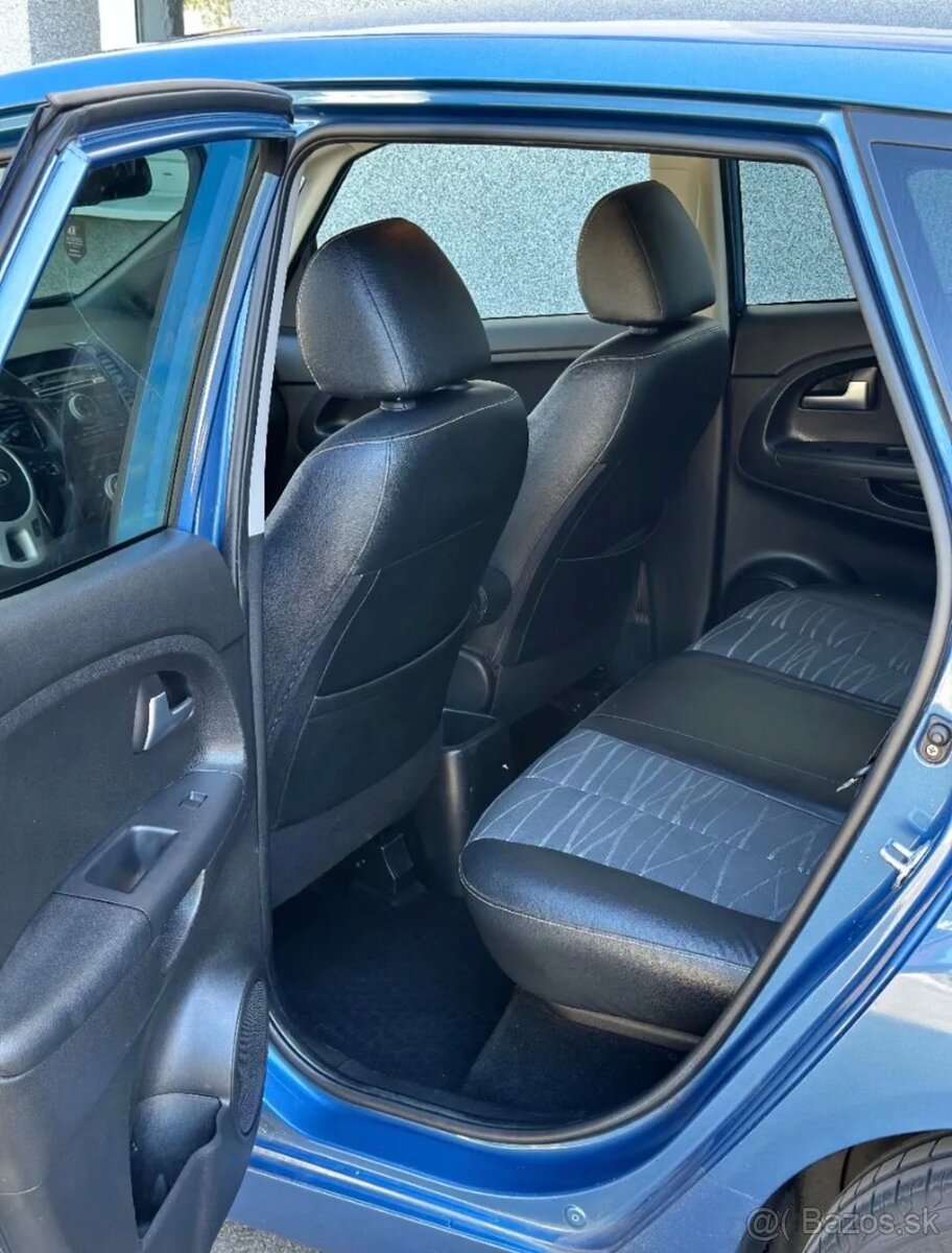KIA venga 1.6 crdi - 8