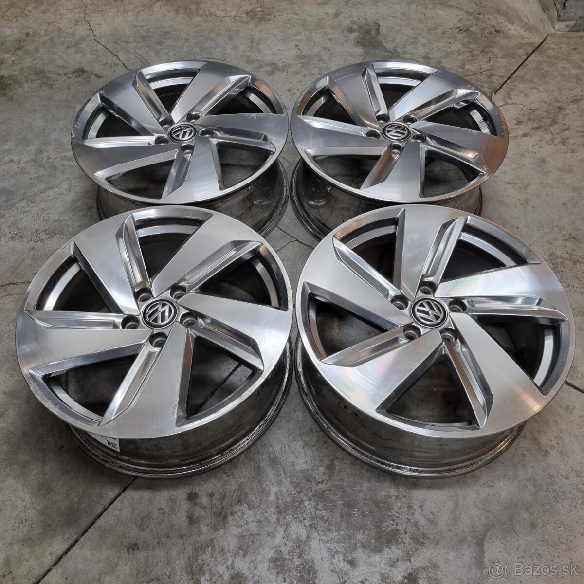 Hliníkové disky 5x112 R18 7,5J ET49 - 8