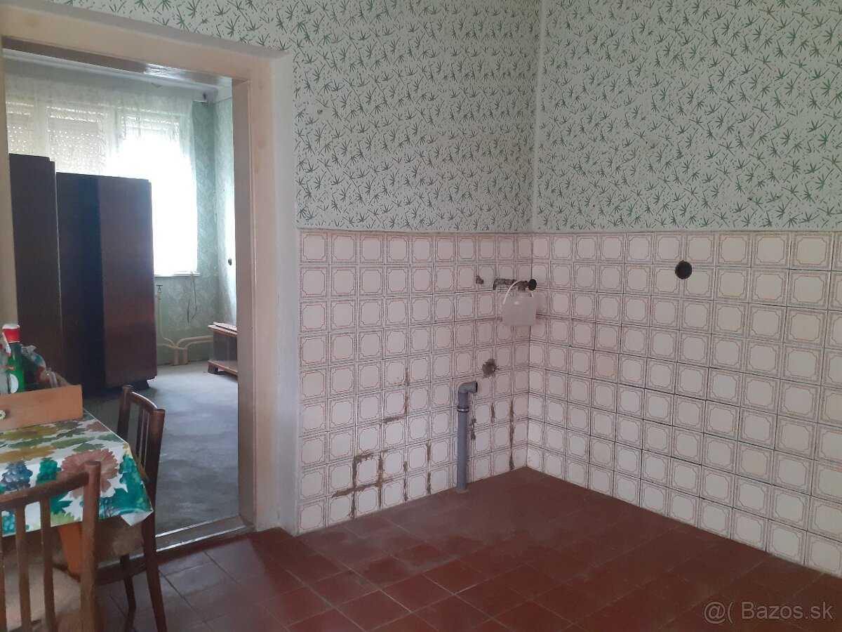 RD v Osľanoch s veľkým pozemkom za dobrú cenu - 8