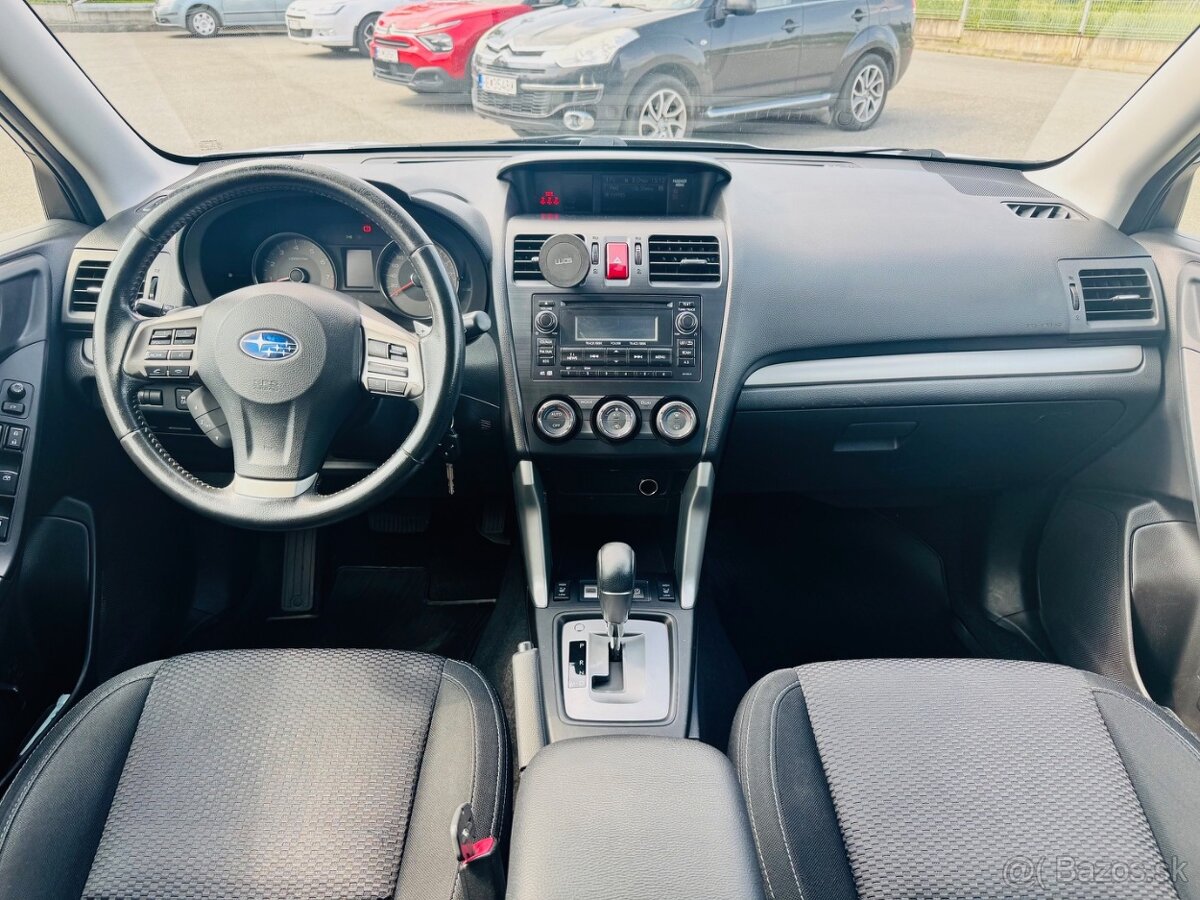 Subaru Forester 2.0i Comfort CVT - 8