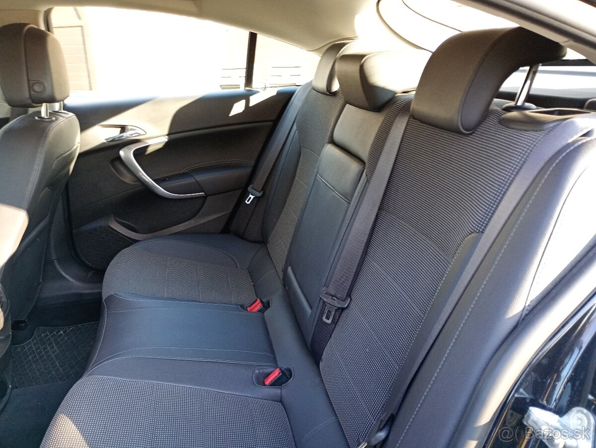 Opel Insignia 2.0 CDTI 160k Cosmo - 8