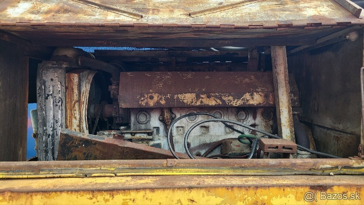 Predam plnefunkcny vzduchovy kompresor pkd 6 - 8