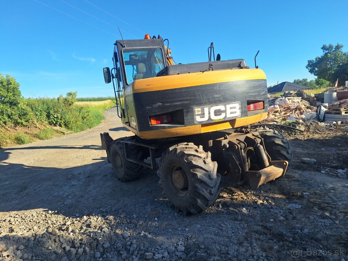 JCB JS 130 - 8