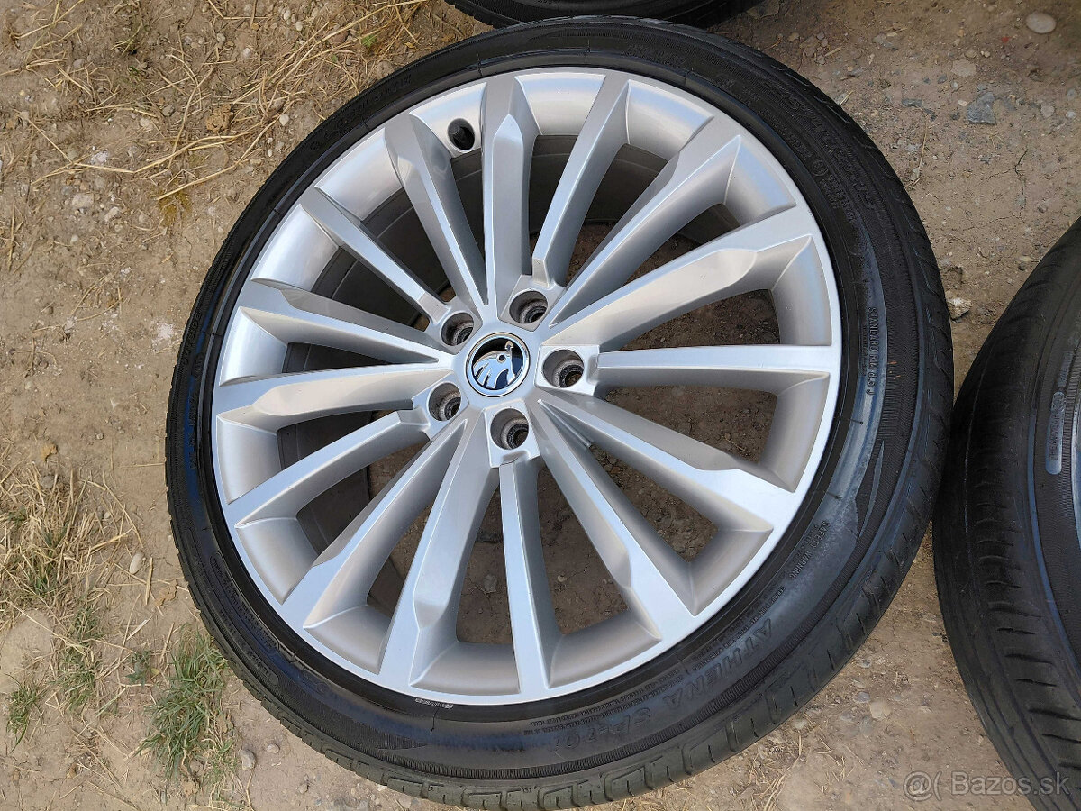 19" Skoda Superb - TRINITY - 8