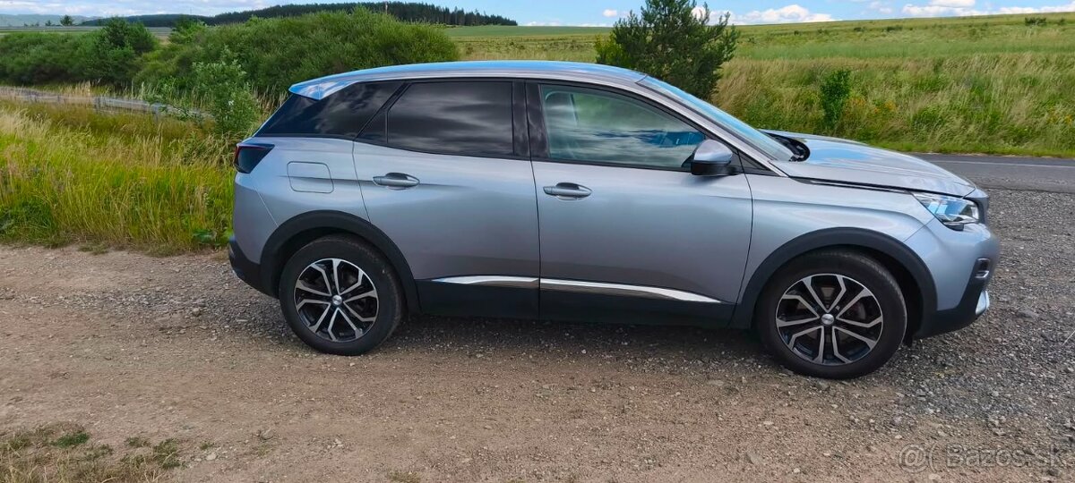 Peugeot 3008 SUV (2020) - 8