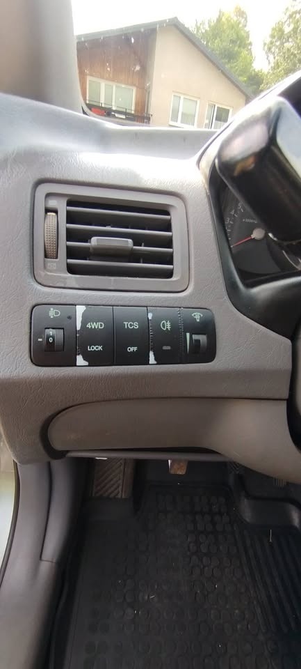 Hyundai Tuscon 2,0L 4x4 benzin - 8