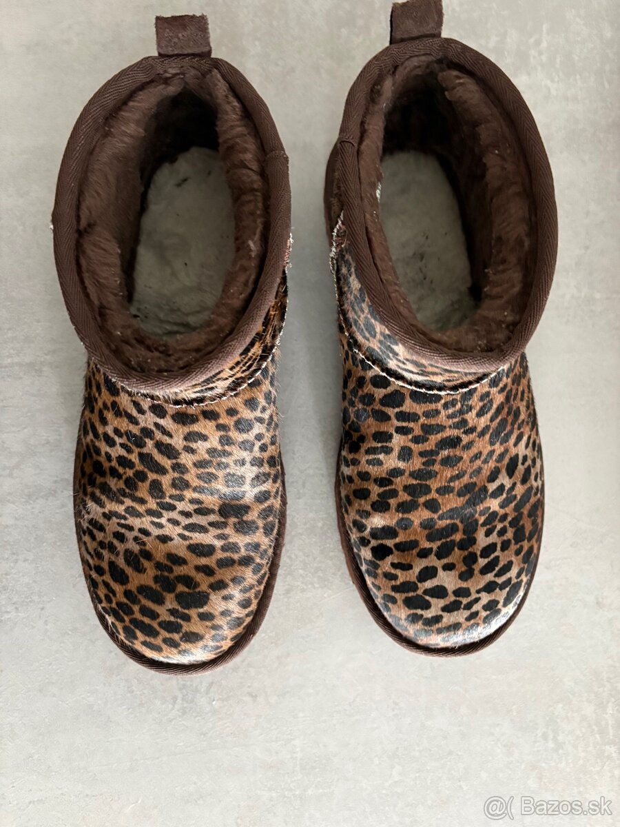 Ugg Classic ultra mini Caspian, pc 190€ - 8